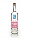 A bottle of Alipus San Andrés