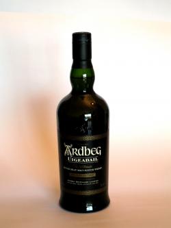 Ardbeg Uigeadail Front side