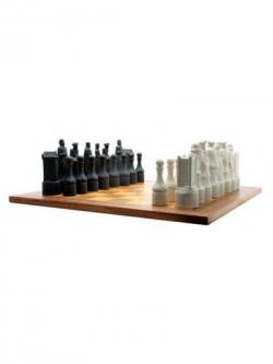 Beneagles Ceramic Chess Set With Board
