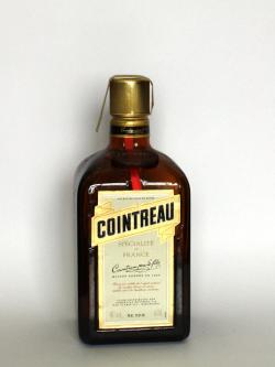 Cointreau Front side