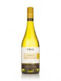 A bottle of Concha y Toro Trio Reserva Chardonnay Pinot Grigio Pinot Blanc 2009