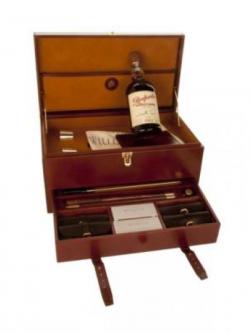 Glenfarclas 1963 Family Cask Release X - Shotgun and Rifle Cleaning Kit