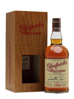Glenfarclas 1969 / Family Casks S15 / Refill Butt #2458 Speyside Whisky