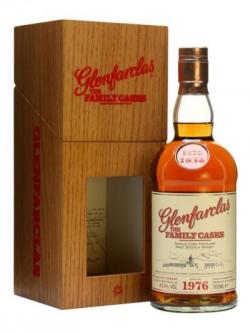 Glenfarclas 1976 / Family Casks I / Sherry Butt 3111 Speyside Whisky