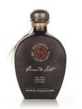 A bottle of Hacienda de Chihuahua Crema de Sotol