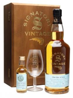 Isle of Jura 1966 / 35 Year Old / Signatory Island Whisky