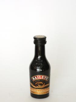 Baileys With a Hint of Creme Caramel Front side