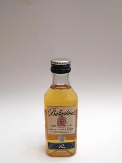 Ballantine's 12 year Front side