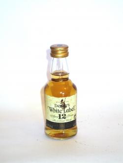 Dewar's White Label 12 year Front side