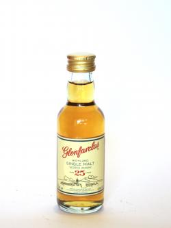 Glenfarclas 25 year Front side