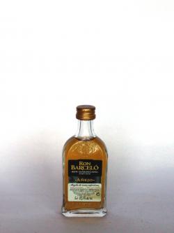 Ron Barcelo Añejo Front side