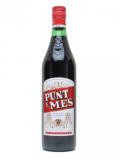 A bottle of Punt E Mes Vermouth (Carpano)
