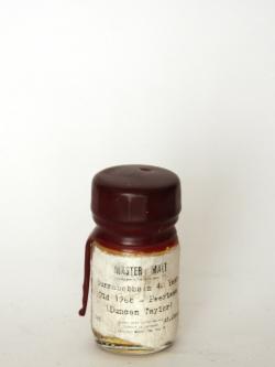 Bunnahabhain 40 year 1968 Peerless Duncan Taylor Front side