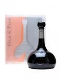 A bottle of Romate Old& Plus / Oloroso