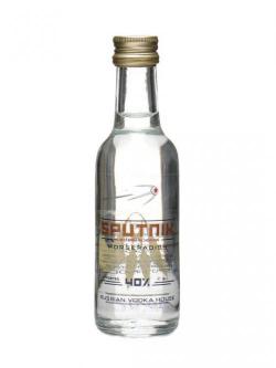 Sputnik Horseradish Vodka Miniature