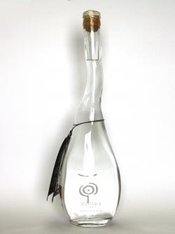 U'luvka Vodka Back side