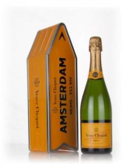 Veuve Clicquot Brut Yellow Label - Amsterdam Clicquot Arrow