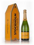 A bottle of Veuve Clicquot Brut Yellow Label - Stockholm Clicquot Arrow