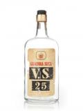 A bottle of Victor Serrano Ginebra Seca V.S 25 - 1960s