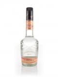 A bottle of Wenneker CrÃ¨me de Cacao White