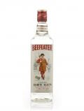A bottle of Beefeater Dry Gin