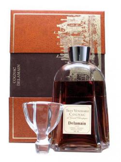 Delamain Tres Venerable Cognac / Daum Crystal / Bot.1980's