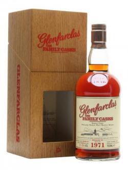 Glenfarclas 1971 / Family Casks VII / Sherry Butt 150 Speyside Whisky