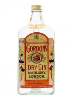 Gordon's Dry Gin / Yellow Label / Bot.1970s / Large Bottle