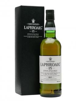 Laphroaig 15 Year Old / Cancer Relief Macmillan Fund Islay Whisky