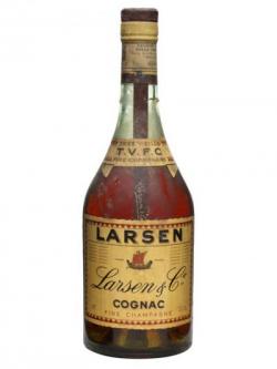 Larsen Très Vieille Fine Champagne Cognac / Bot.1960s