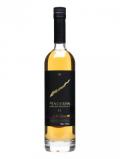 A bottle of Penderyn 41